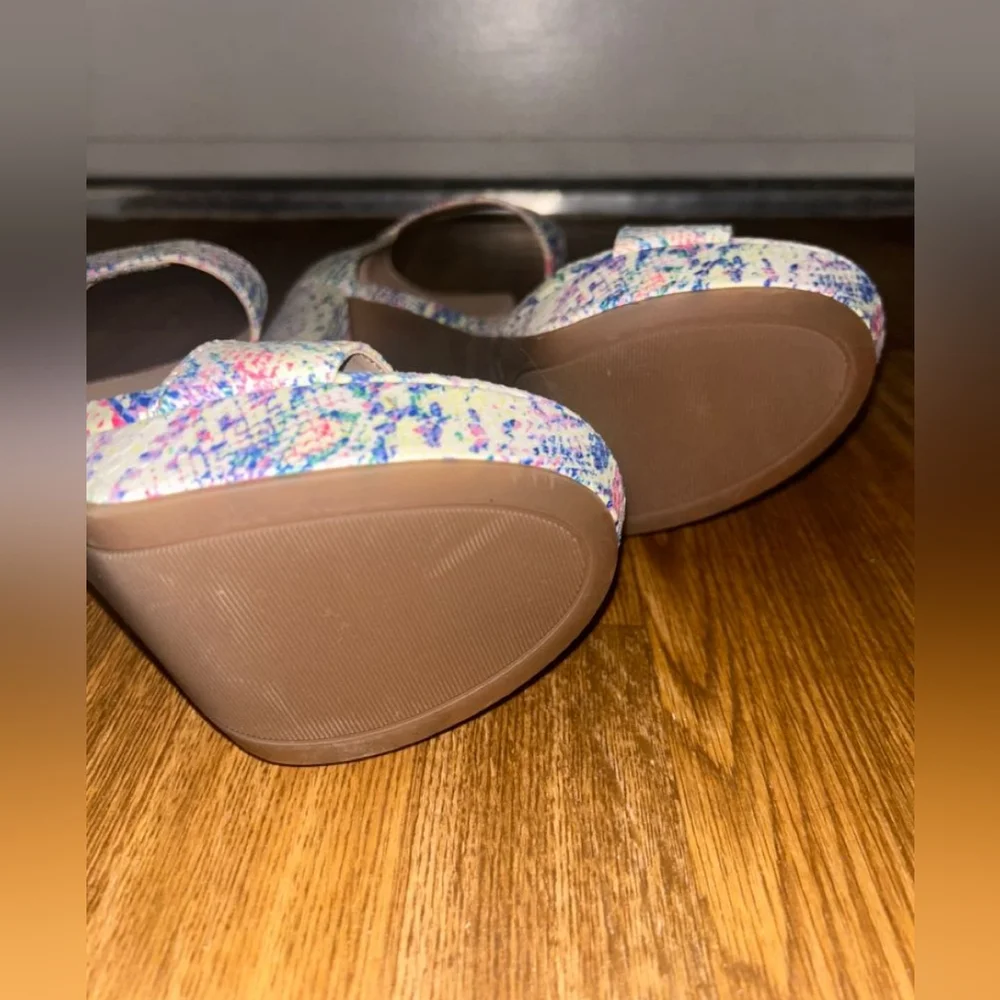 Colorful Splatter Heels - Picture 10 of 14